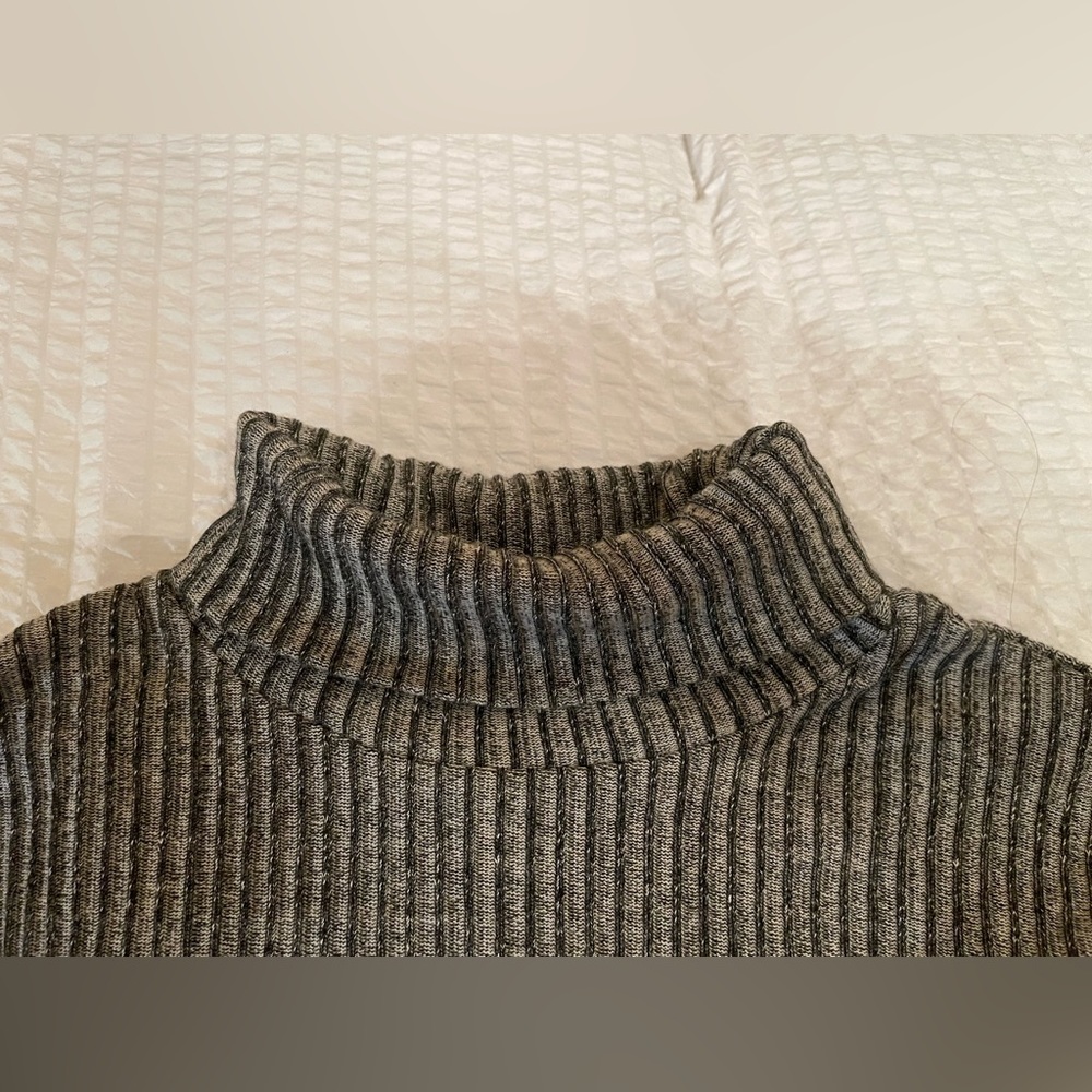 French Connection Gray Ribbed Knit Sweater - Picture 3 of 6